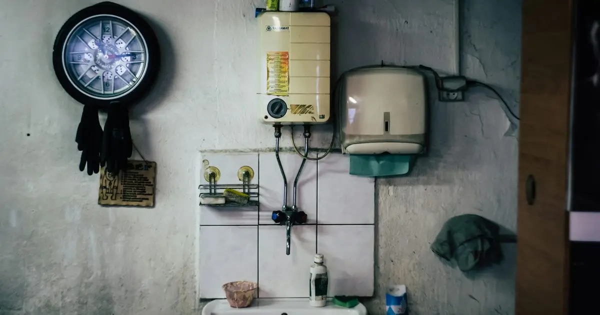 Elektrikli Şofben Neden Sigorta Attırır? Tehlikeli Mi? - Mersin Elektrikçi Blog Yazısı | Usta Hemen